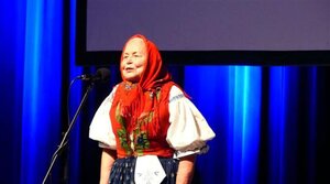 ZDEŇKA STRAŠKRABOVÁ PŘEVEZME CENU MĚSTA VSETÍNA NA ZÁMKU